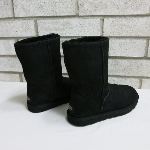 UGG Classic Short 5251Y Australia Insulated Winter Boot Kids Warm Footwear Sz 6 - Picture 4 of 6